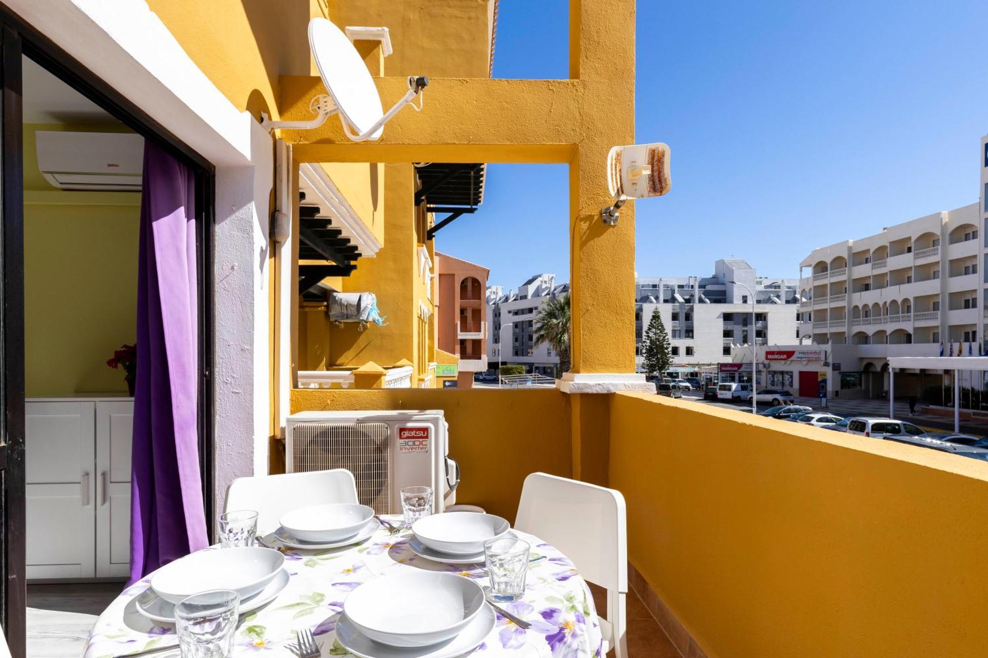 Dandelion / Roquemar Apartment Roquetas de Mar